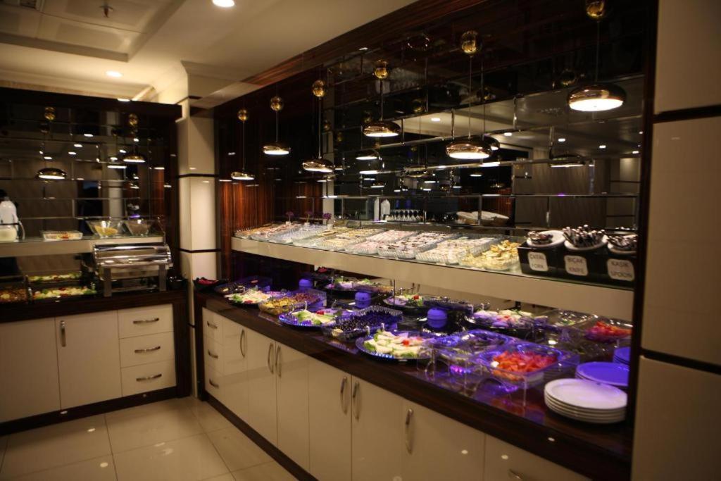 Gumus Palace Suites อิสตันบูล ภายนอก รูปภาพ
